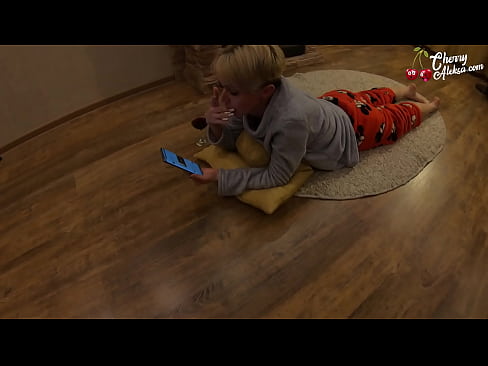 ❤️ Skør blondine suger kæmpe pik og hopper på den - analsex Kvalitets sex at da.pornplaybb.ru ️❤